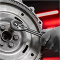 Ключ-трещотка 3/8", CrV, 45 зубьев, с быстрым сбросом, хром Matrix 15357