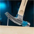 Молоток-гвоздодер, 280 г, угол 75, магнит, обрезиненная рукоятка American hickory GROSS 15503