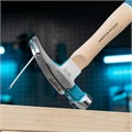 Молоток-гвоздодер, 450 г, угол 75, магнит, обрезиненная рукоятка American hickory GROSS 15504