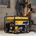 Генератор бензиновый GE 7900, 6.5 кВт, 220 В/50 Гц, 25 л, ручной пуск Denzel 23794