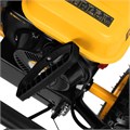 Бензиновая снегоуборочная машина SBM 610, 212 cc, ручной старт, фара Denzel 24951