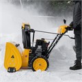 Бензиновая снегоуборочная машина SBM 610S PRO, 212 cc, электростартер, фара, обогрев Denzel 24952