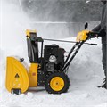 Бензиновая снегоуборочная машина SBL 711D PRO, 302cc, эл.старт, фара, обогрев, блок. дифф. Denzel 30744