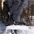Лопата для уборки снега пластиковая, 450х325х1370 мм, стальной черенок, Palisad 31511