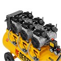 Компрессор безмасляный, малошумный DLS 3300/100, 3300 Вт,3x1100, 100 л, 570 л/мин ,блок управления Denzel 33127