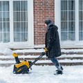 Бензиновая снегоуборочная машина SB 460 E, 99cc, эл.старт, шнек SnowCrusher Denzel 34598