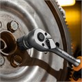 Ключ-трещотка 3/8", 90 зубьев, с быстрым сбросом, CrV Denzel 36771