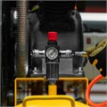 Компрессор воздушный рем. привод BCV 4000-T/100, 4,0 кВт, 100 литров, 690 л/мин Denzel 37463