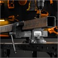 Тиски слесарные BVH-100, 100 мм, поворотные, стальная направляющая, с наковальней //Denzel 39130